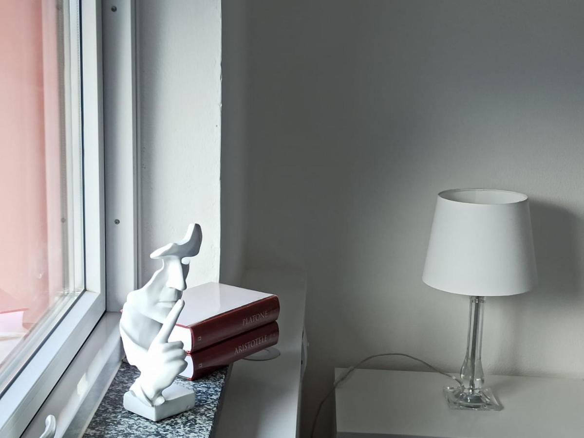 La Via Del Sale Apartman Domodossola Kültér fotó