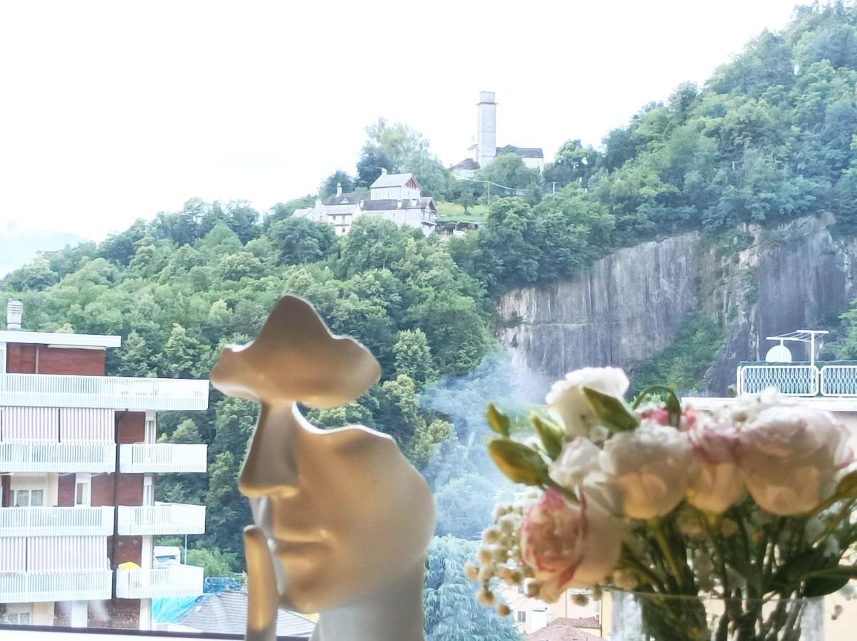 La Via Del Sale Apartman Domodossola Kültér fotó